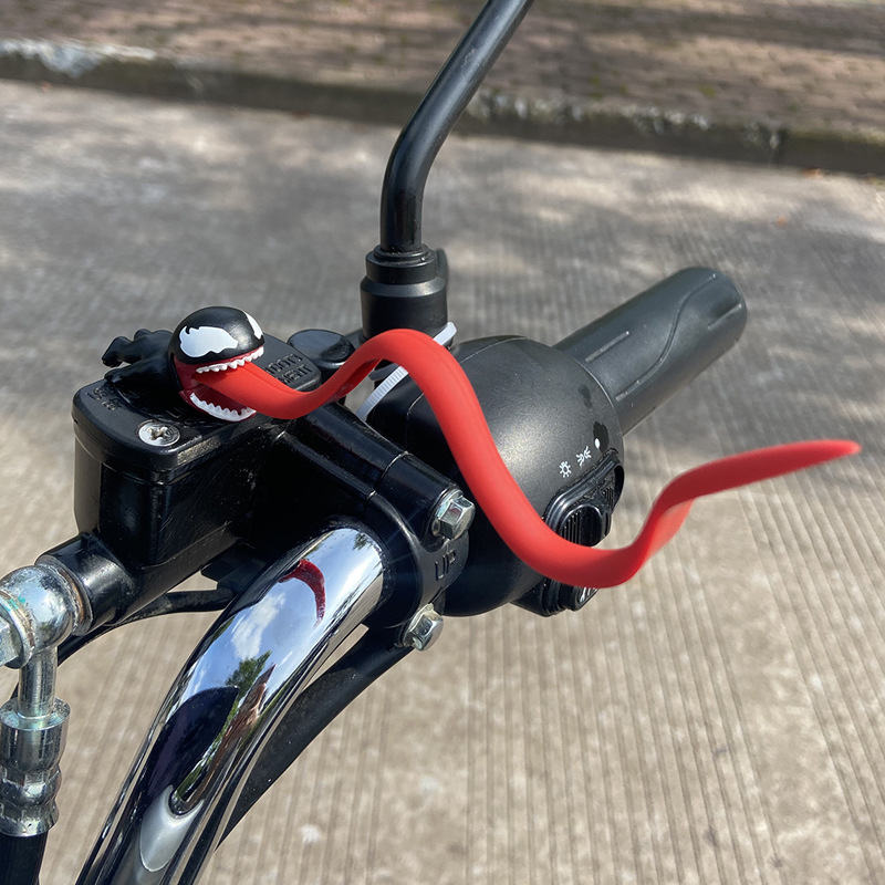 Simpatico Portacavo USB Venom  - Venom Gaming Accessories recensione e prezzo